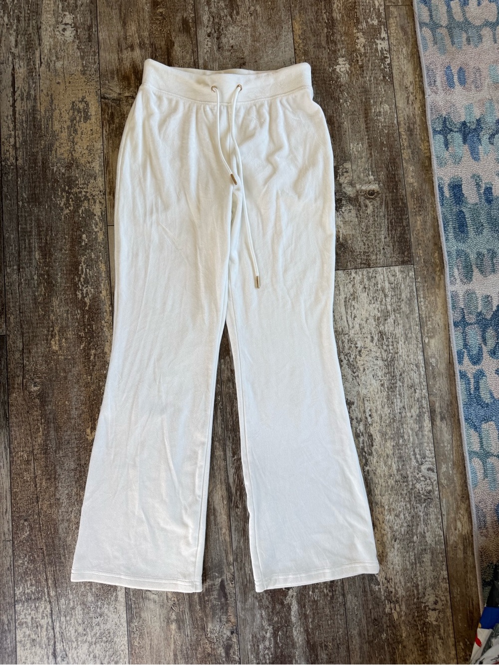2 for $30 sale: Truth by republic White Velour Flare Athletic lounge Sweatpants